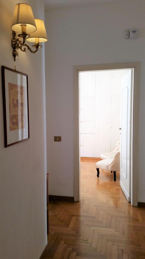 Vatican Suites Happy Holidays Рим Екстер'єр фото