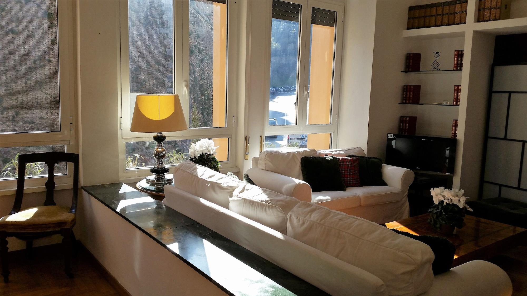 Vatican Suites Happy Holidays Рим Екстер'єр фото