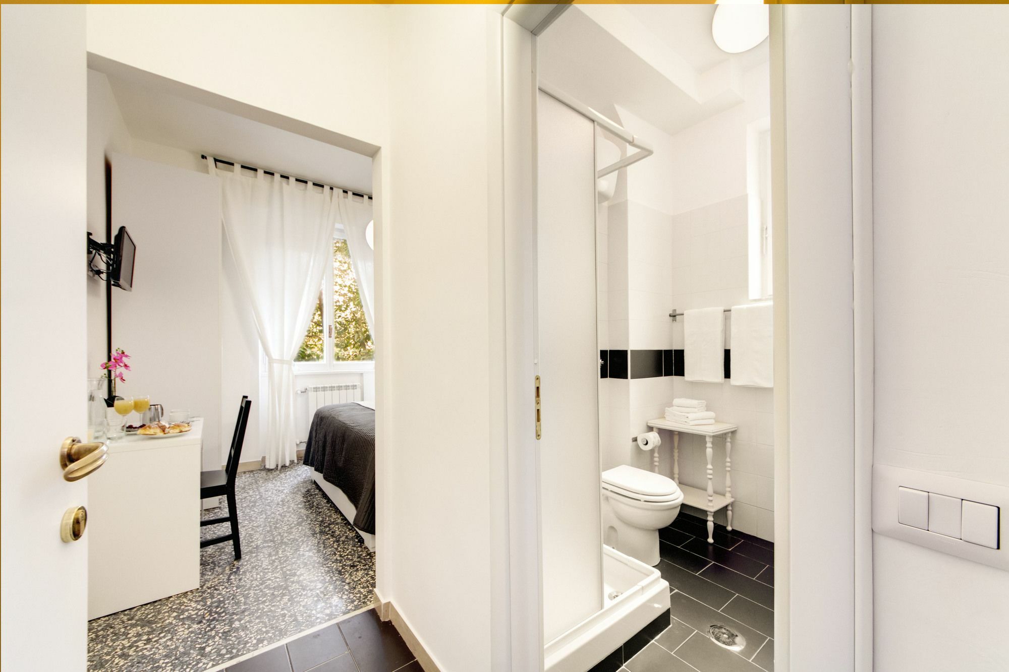 Vatican Suites Happy Holidays Рим Екстер'єр фото